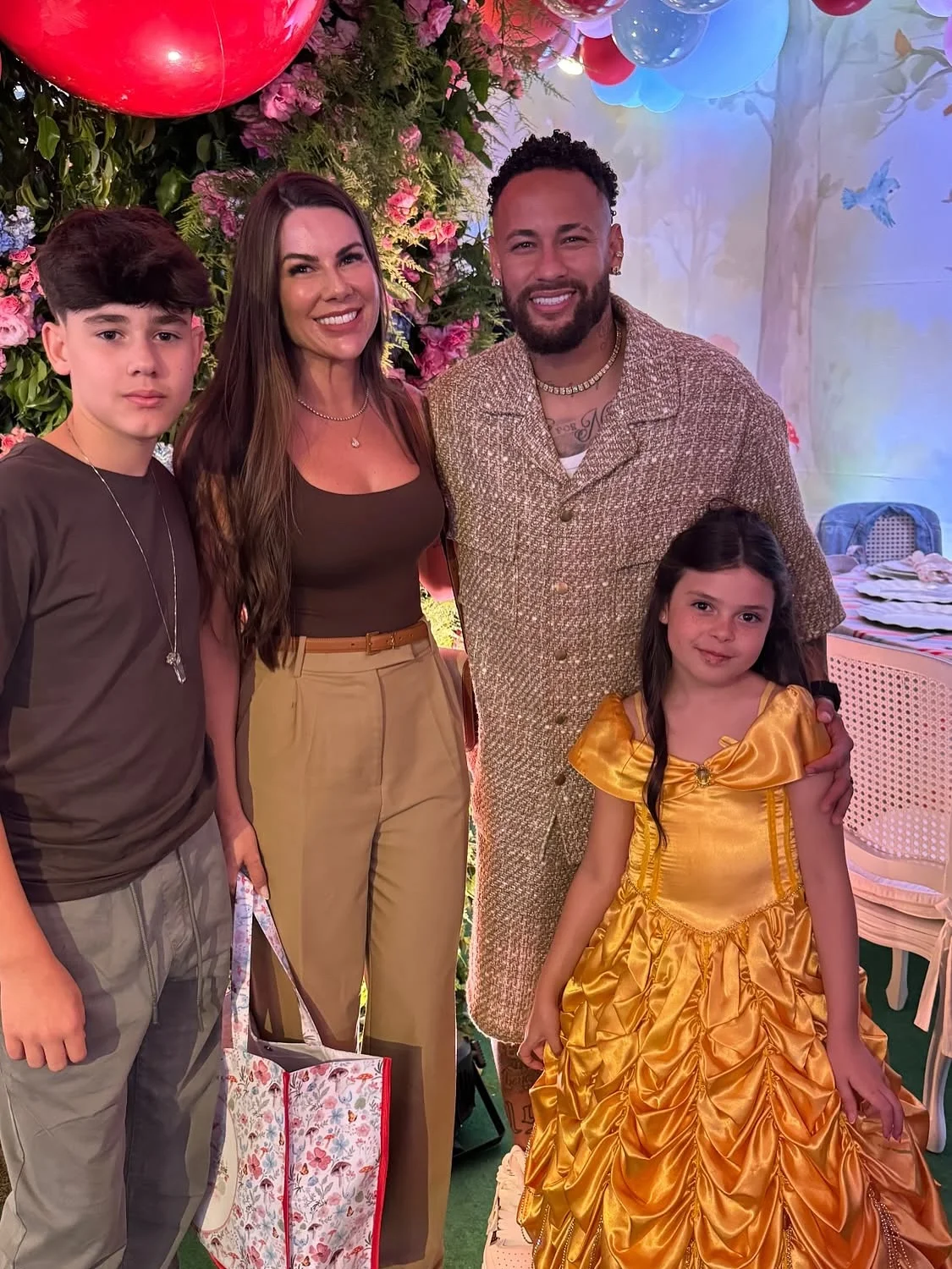 Dra. Priscila Palazzo com celebridades